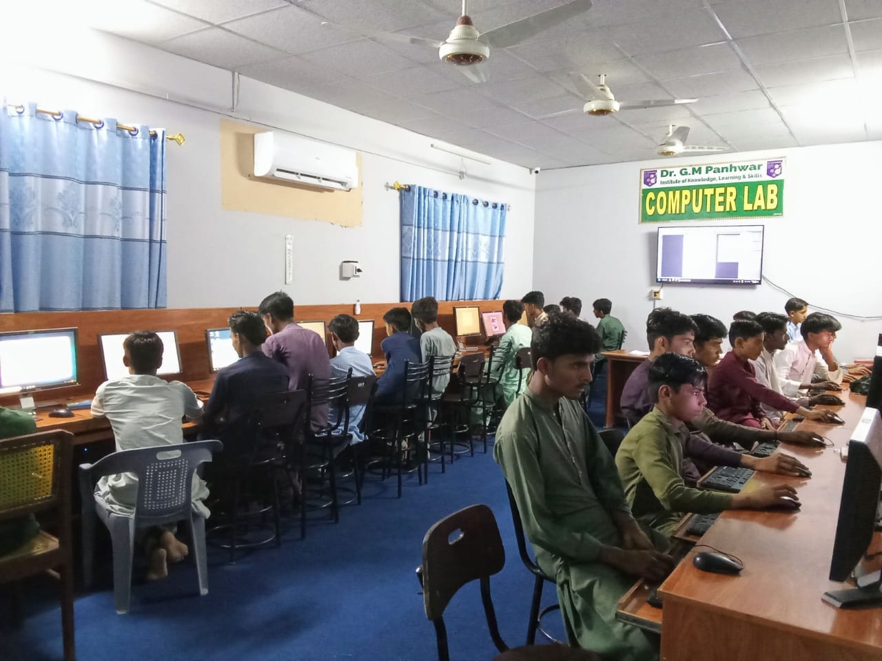 ڈاکٹر جی ایم پنہور انسٹیٹیوٹ کا چوتھا سمر کیمپ